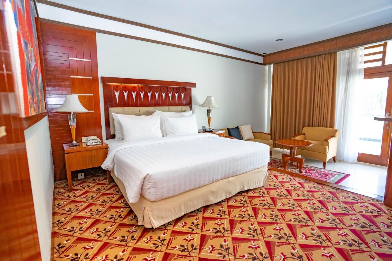 Hotel Savoy Homann Bandung Exterior photo